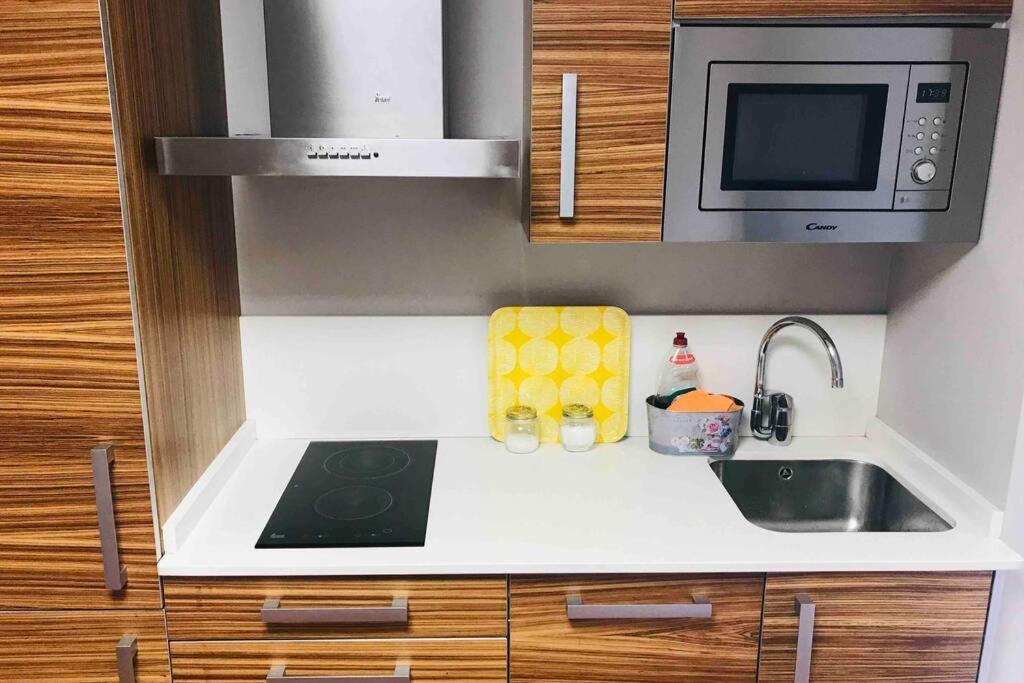 Ferienwohnung Loft Con Entrada Autonoma/Terraza/Wifi En Centro A Coruña Exterior foto